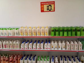 廠家直銷一件也批發(fā)，2元10元精品百貨熱賣中